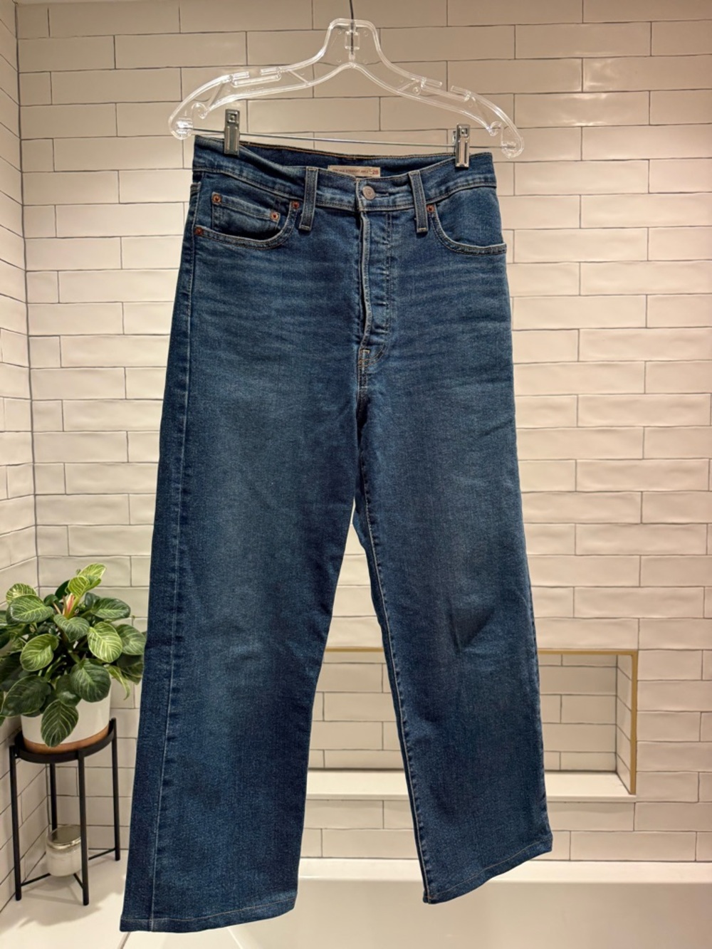 Levi’s Ribcage Straight Ankle